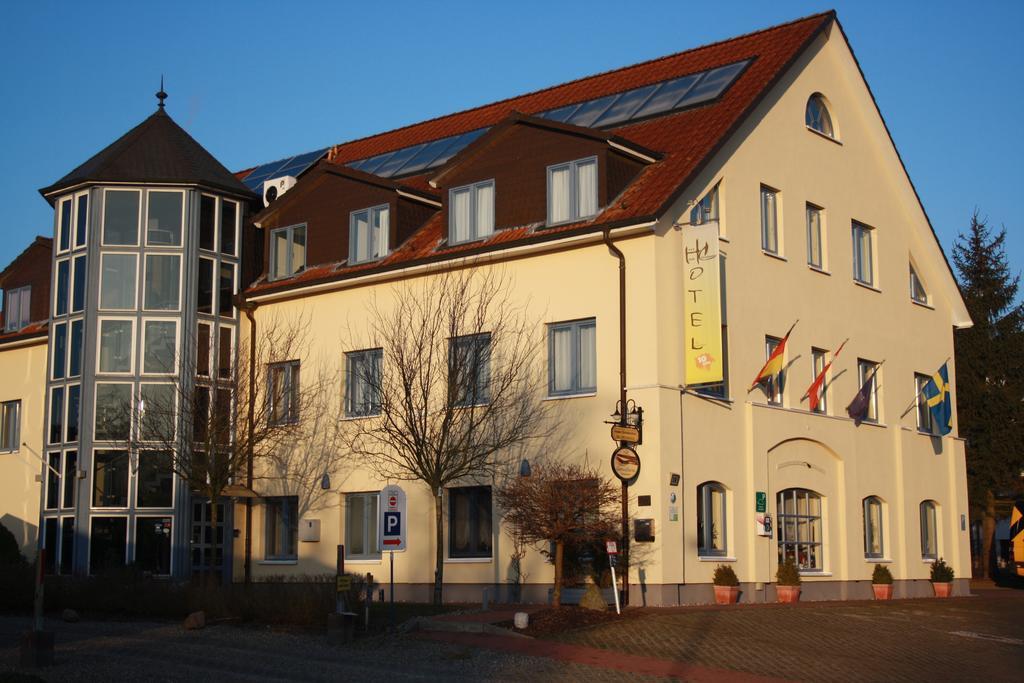 Hotel Christinenhof Garni - Bed & Breakfast Gadebusch Экстерьер фото